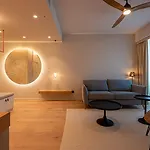 Отель Reed Boutique & Bistro
