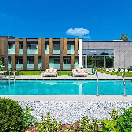 فندق Reed Luxury By Balaton 5*