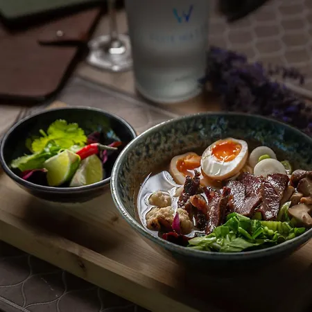 ホテル Reed Boutique & Bistro 5*
