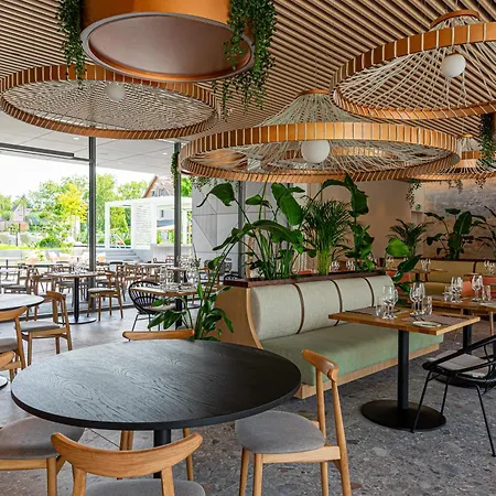 Reed Luxury By Balaton 5* Siófok