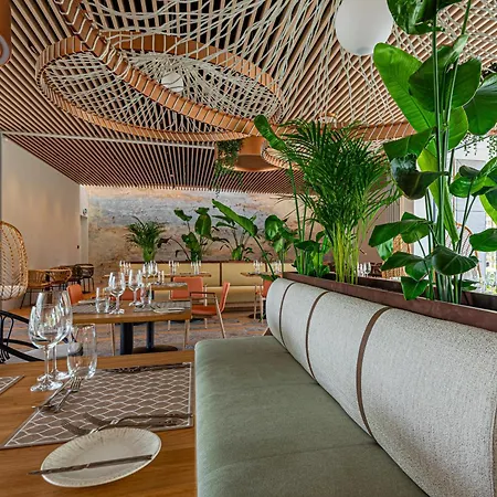 Reed Luxury By Balaton Hotel 5*