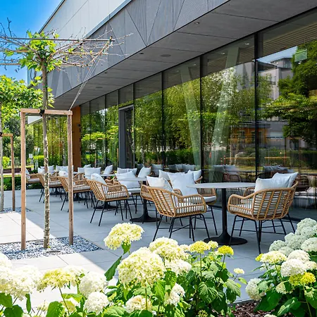 Reed Boutique & Bistro Отель 5*