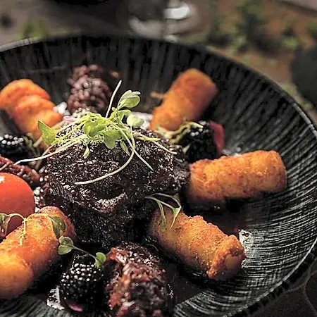 Reed Boutique & Bistro Шиофок