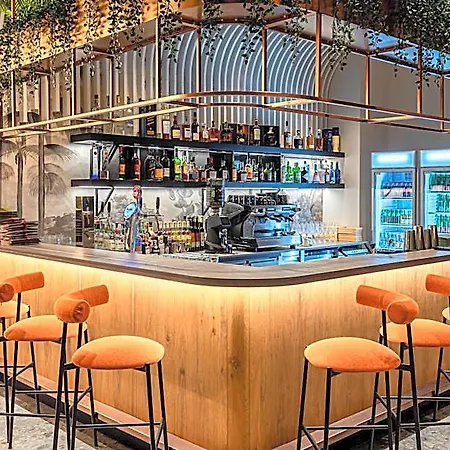 Reed Boutique & Bistro Отель 5*
