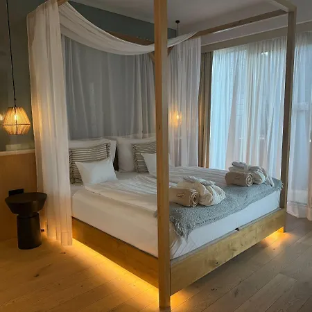 Reed Boutique & Bistro 5* Шиофок