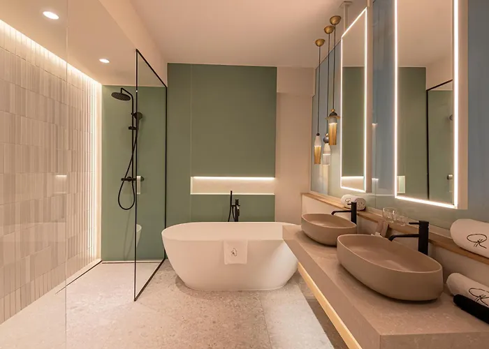 ホテル Reed Boutique & Bistro 5*