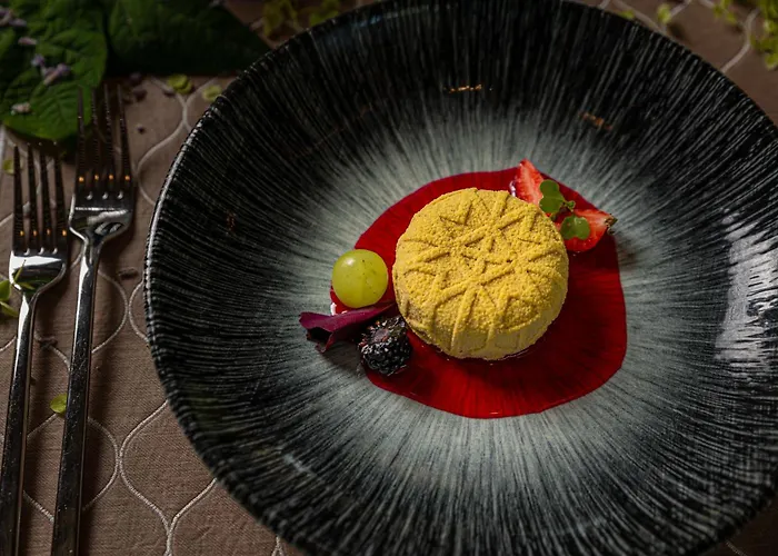 Reed Boutique & Bistro מלון