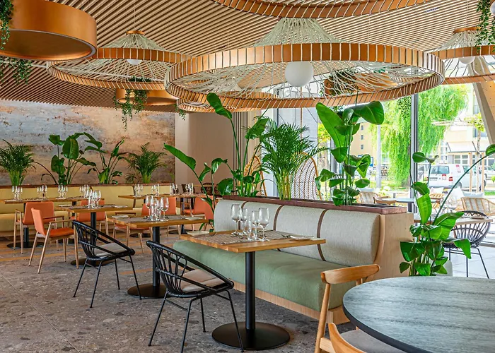 Reed Boutique & Bistro 5*