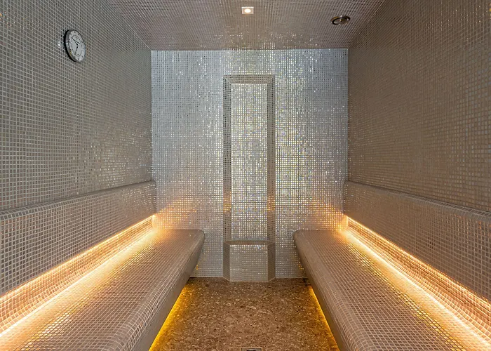 Reed Boutique & Bistro 5*