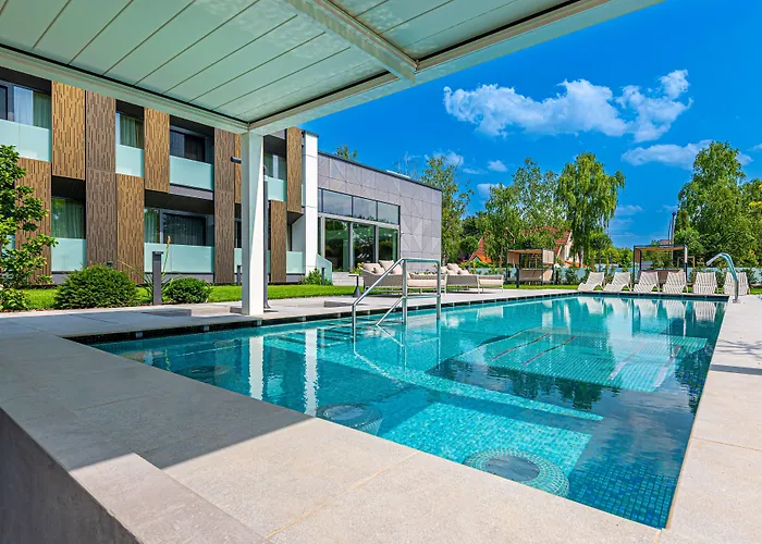 מלון Reed Boutique & Bistro